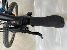 Load image into Gallery viewer, Maruishi UTAH 700HD - Mountain Bike (26 inch)